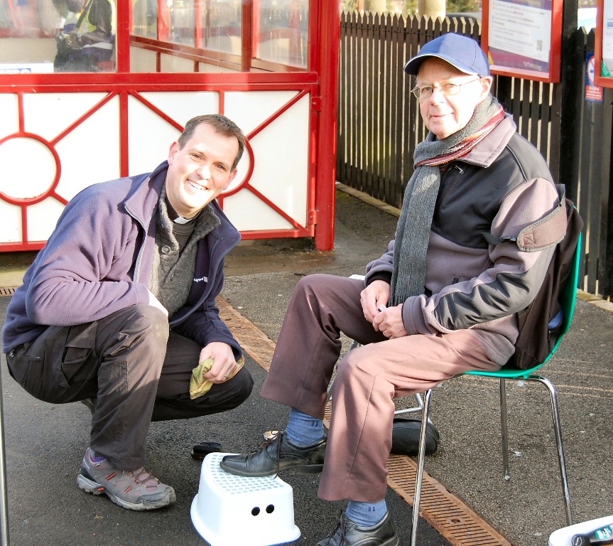 Shoe shine